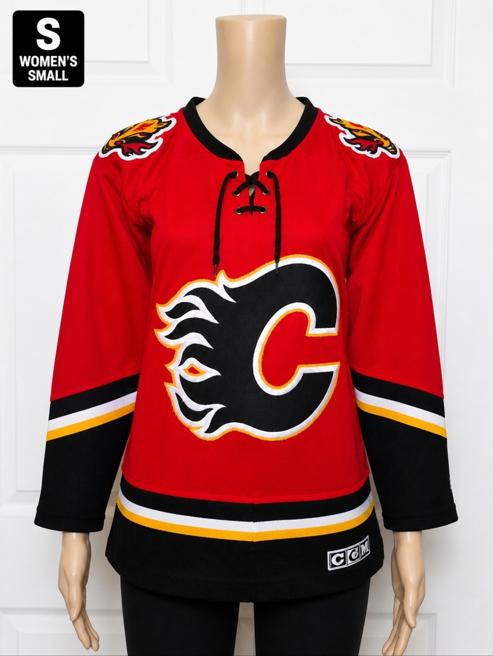 Calgary Flames CCM NHL Jersey Women’s Small Red Lace-Up Hockey